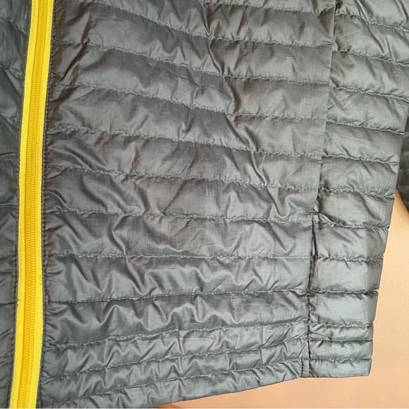 Patagonia Teal Jacket - Picture 5 of 9